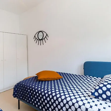 Anna Apartment